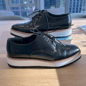 Vince Reed Oxfords Size 7